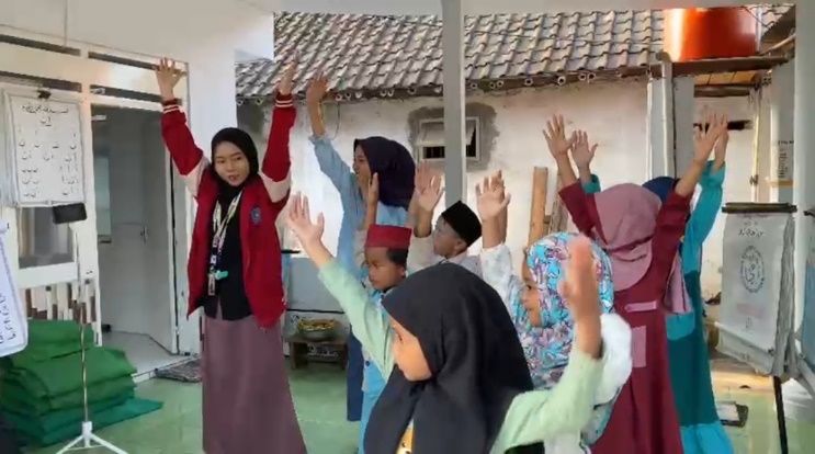 Semangat Santri TPQ Al-Mukminin Berlatih Sambut Hari Kemerdekaan dan Maulid Nabi